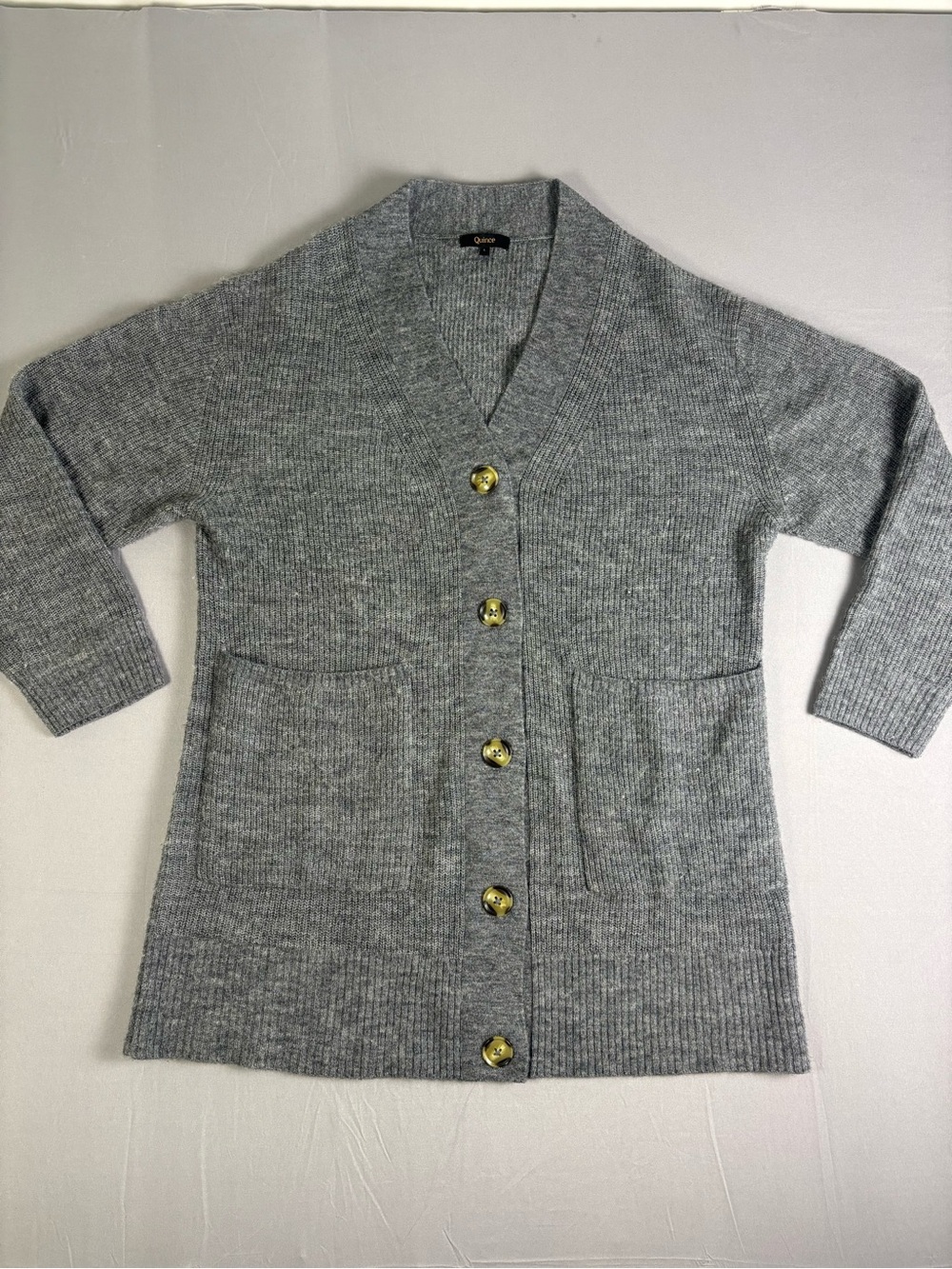 Quince Alpaca and Wool Gray Ribbed V-Neck Button Cardigan with Buttons Large - Picture 2 of 12